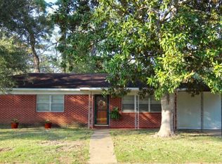 1723 Clover Ln, Alexandria, LA 71301