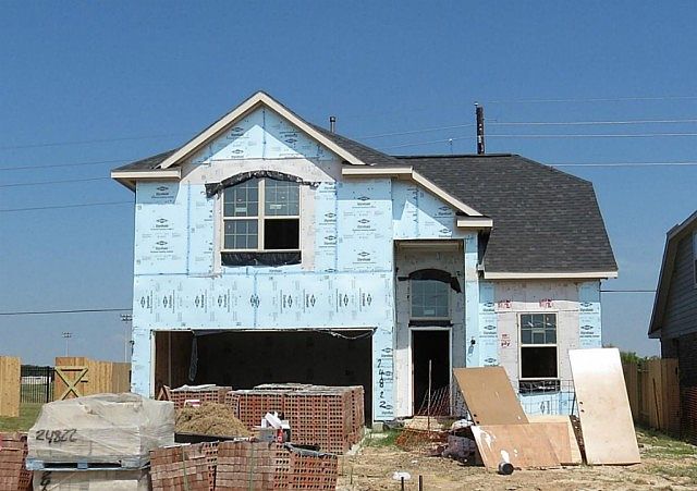 1st image of 24822 Lakecrest Village Dr