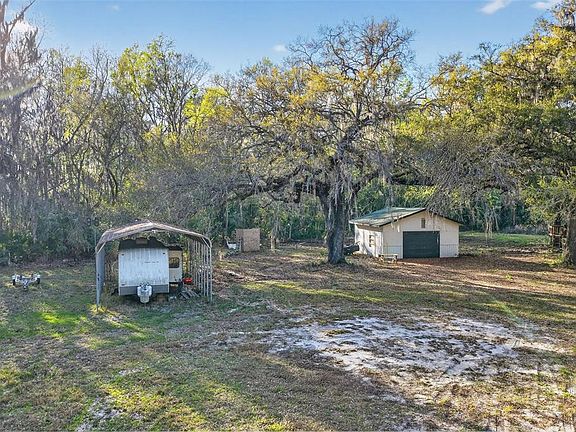 2nd image of 1721 County Road 25a #2001