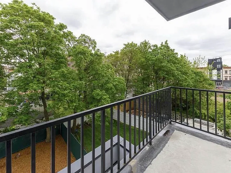 2901 Snyder Ave #3F — Photo 8