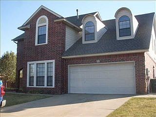 3rd image of 1108 Bradford Pl