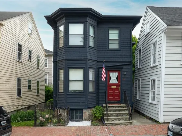 7 Division St, Newport, RI 02840