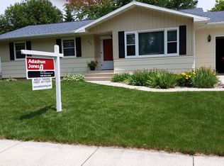 969 Meadow Ln, Fond Du Lac, WI 54935