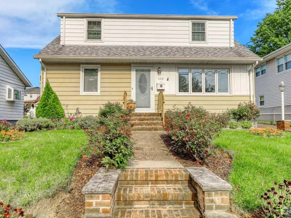 103 Elizabeth Ave, Elmwood Park, NJ 07407