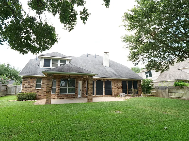 22719 Sierra Lake Ct — Photo 41