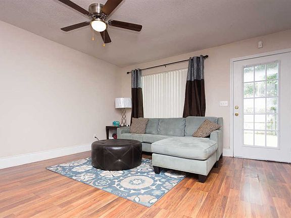 2nd image of 6291 Cottage Woods Dr