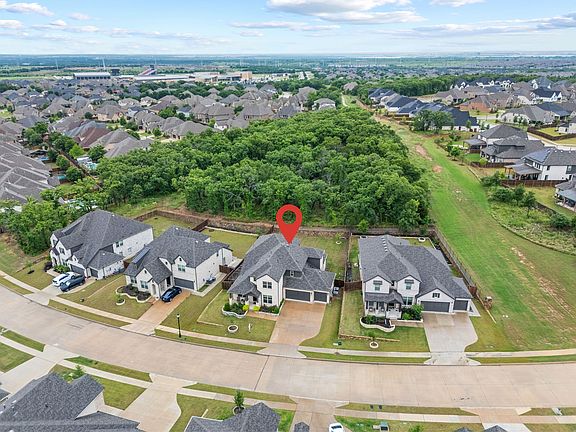 2nd image of 10736 Smoky Oak Trl