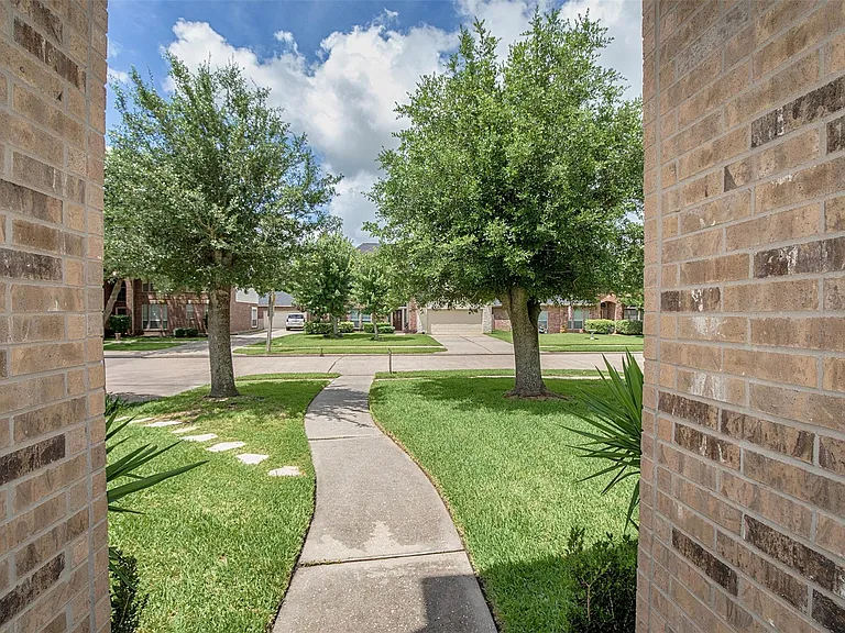 2213 Jernigan Frd — Photo 3