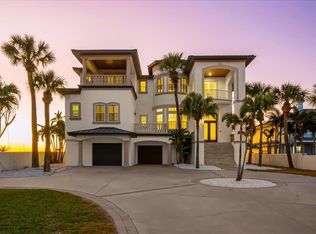 960 Gulf Blvd, Belleair Shores, FL 33786