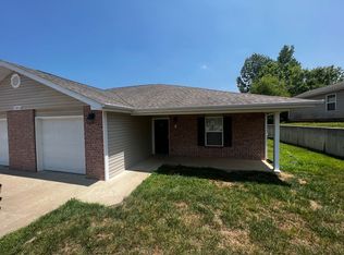 20924 Hartsburg Ln #A-B, Saint Robert, MO 65584