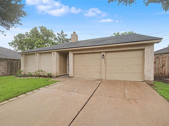 3rd image of 16355 La Luna Dr