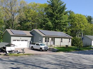 87 Bayview Rd, Colchester, VT 05446