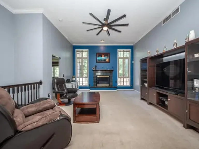 10363 Shuman St — Photo 1