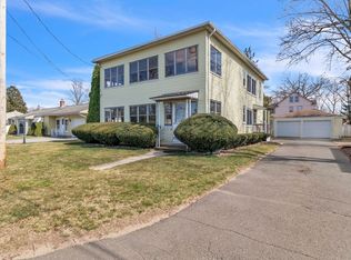 39 Ashgrove St, Chicopee, MA 01020