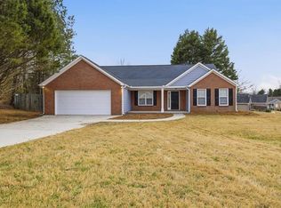 821 Beranda Cir, Douglasville, GA 30134