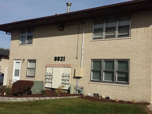 8821 Schneider Ave Unit 33, Highland, IN 46322