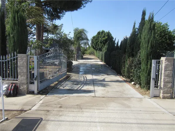 16592 Valencia Ave, Fontana, CA 92335