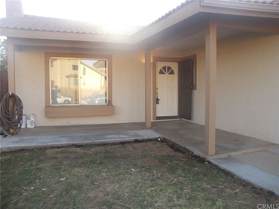 1st image of 24070 Forsyte St