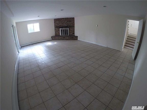 2nd image of 3 Rooney Ct