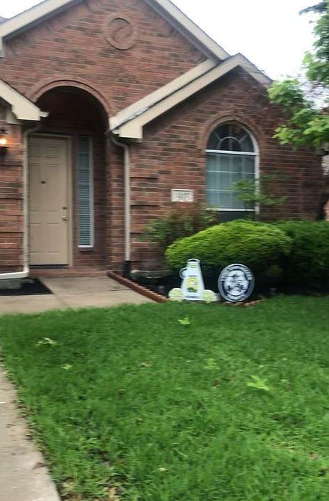 1st image of 3117 Fox Hollow Dr
