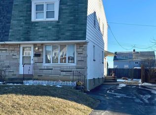 1345 Price St, Trainer, PA 19061