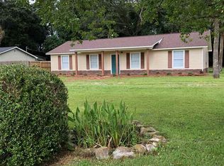 22510 College Ave, Robertsdale, AL 36567