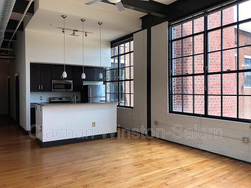 1st image of 101 E 6th St APT 311