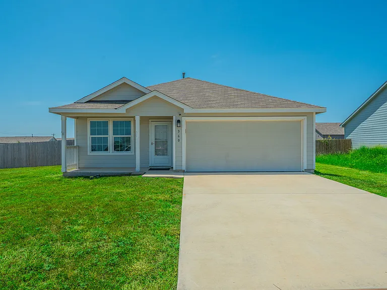 360 Agave Cir — Photo 1