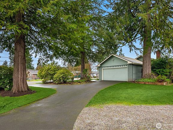 4th image of 1113 180th Street SW