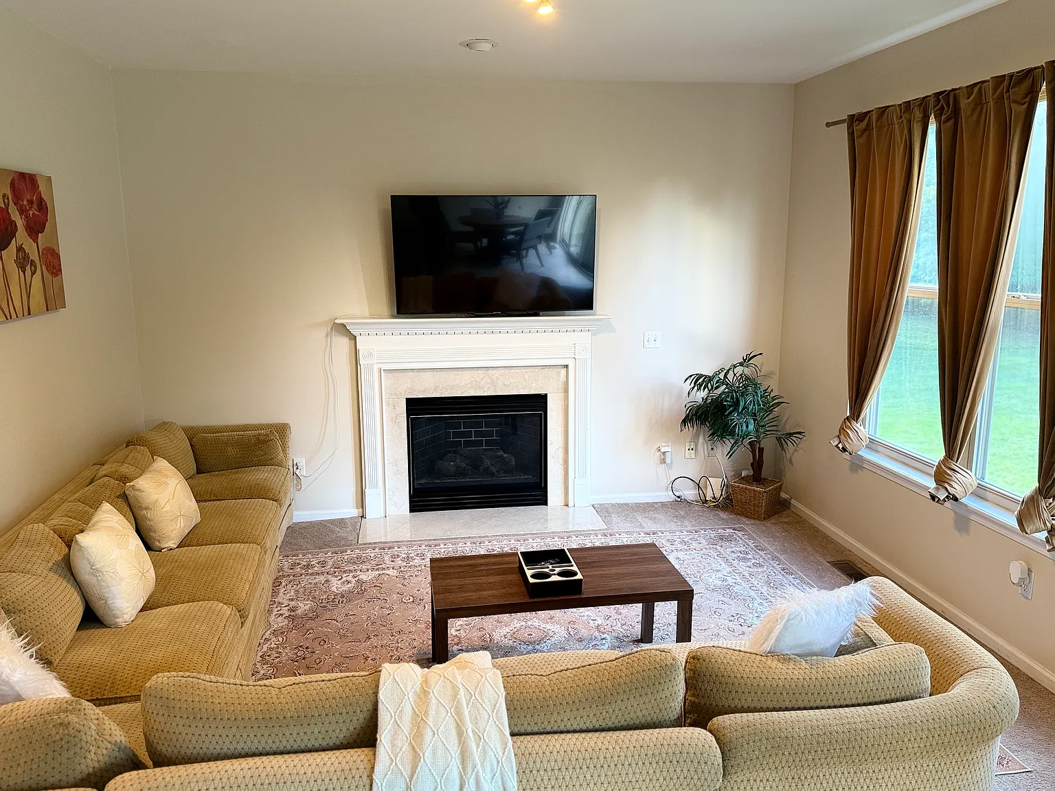 3197 Rosefield Dr — Photo 2