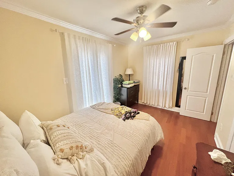 1526 Pine St #1B — Photo 12