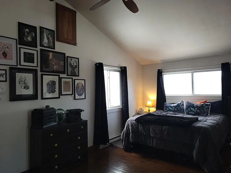 434 E Saint Vrain St #UP — Photo 5