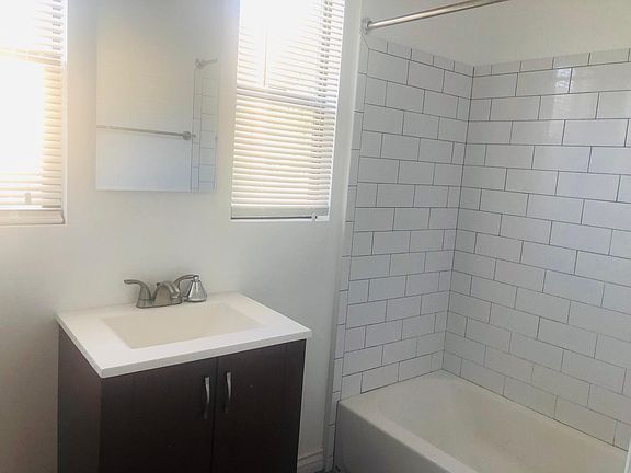 2nd image of 2307 Glendale Blvd