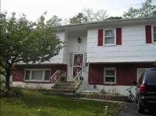 122 Rockland Ln, Spring Valley, NY 10977