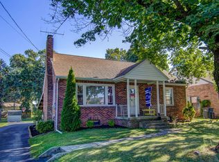 447 Locust Grove Rd, York, PA 17402