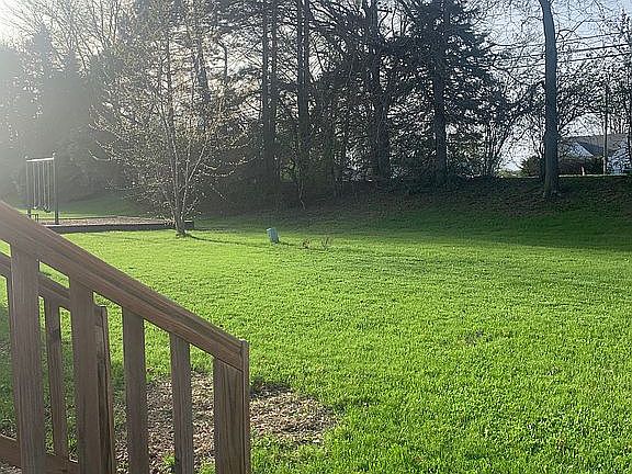 5th image of 2019 Shirewood Dr