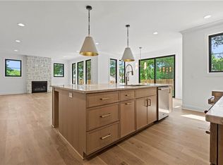 7101 Buena Vista St, Prairie Village, KS 66208