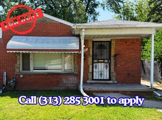 8889 Plainview Ave, Detroit, MI 48228