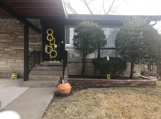 8400 S Dorchester Ave, Chicago, IL
