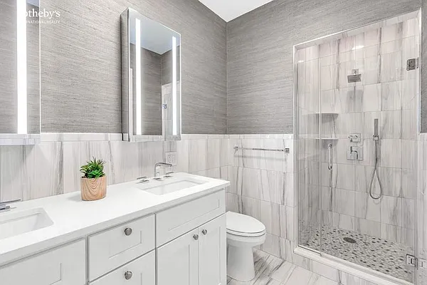 Sold by Sotheby's International Realty | media 6