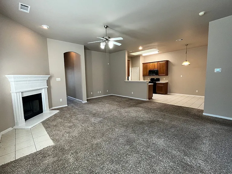 1506 Poinsettia Blvd — Photo 5