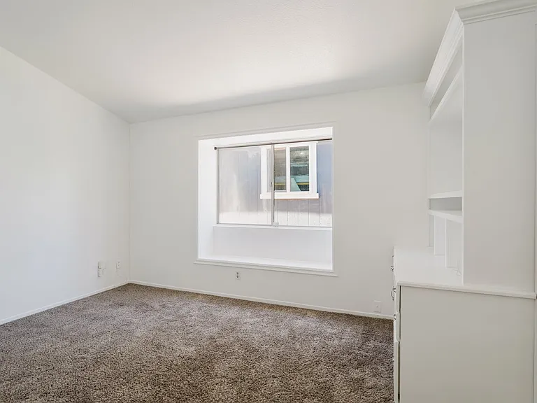 37347 Waterman Ave — Photo 20