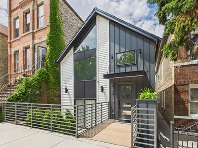 3148 S May St, Chicago, IL, 60608