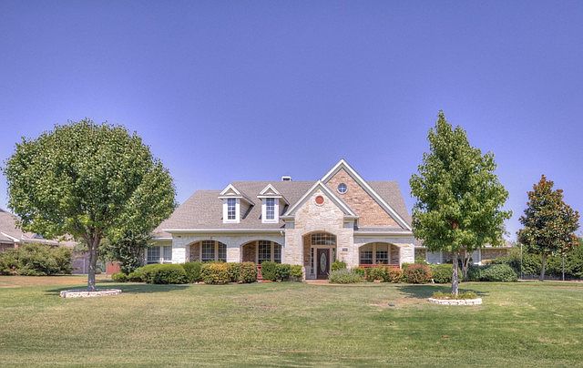 1st image of 5811 Hathaway Dr