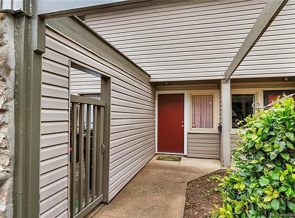 4th image of 3626 Maple Glen Ln