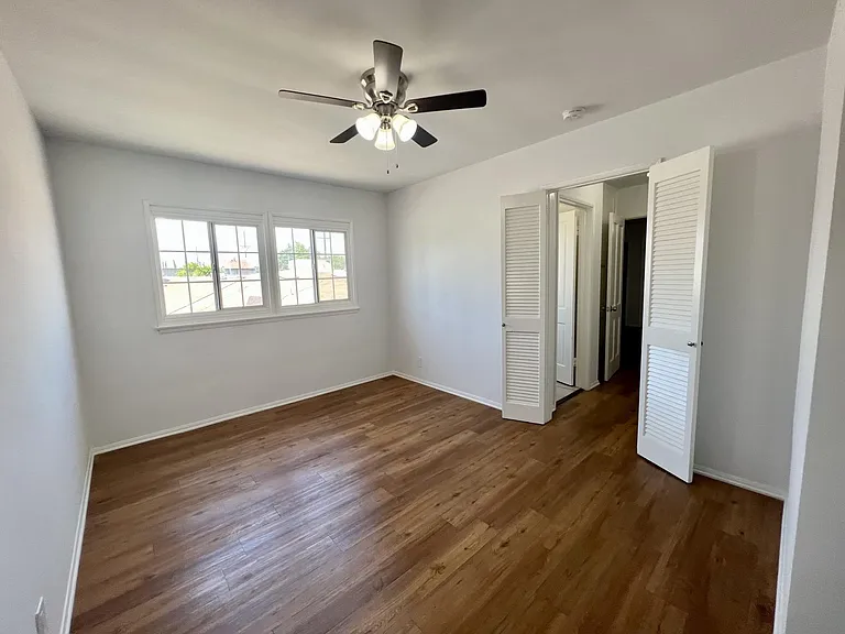 6061 Cahuenga Blvd #4 — Photo 14