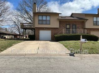 158 Marion Dr, Belleville, IL 62226