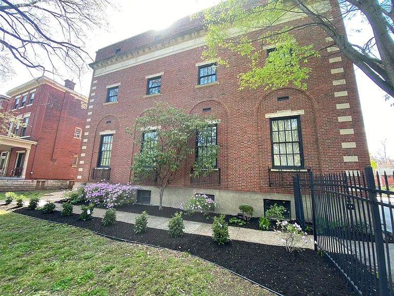 1408 S 2nd St #103 — Photo 4