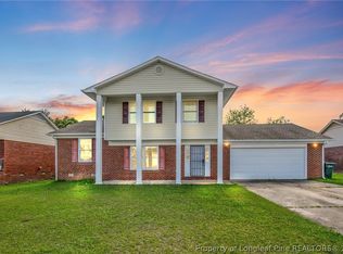 924 Scully Dr, Fayetteville, NC 28314