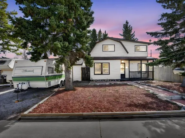 1305 W 21st St, Didsbury, AB T0M 0W0